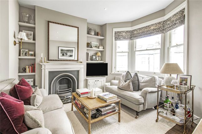 Stephendale Road, London, SW6 3 bed flat for sale