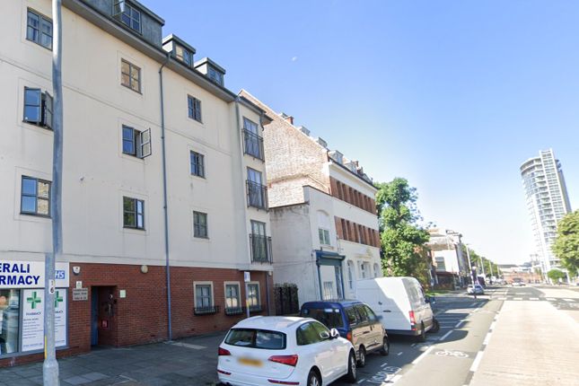 Queen Street, Portsmouth PO1 2 bed flat for sale