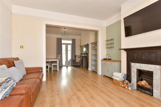 4 bed terraced house
