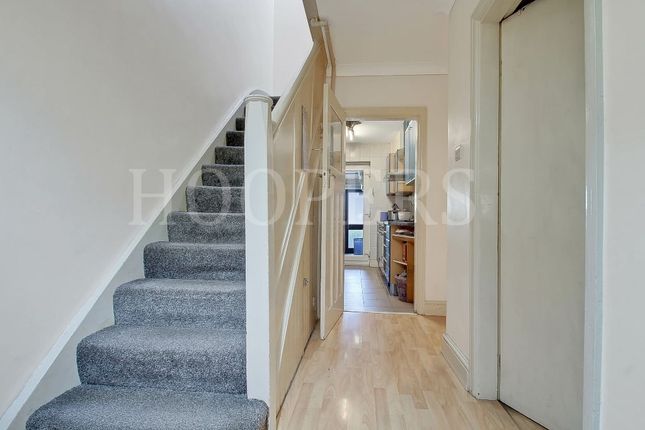 Coles Green Road, London, NW2 3 bed terraced house for sale