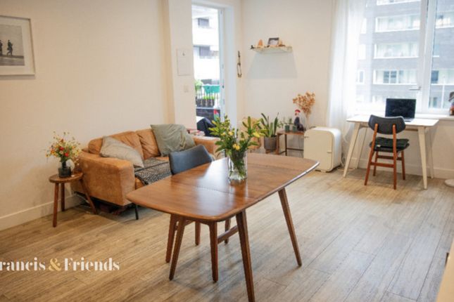 Beck Square Leyton, London, E10 1 bed apartment for sale