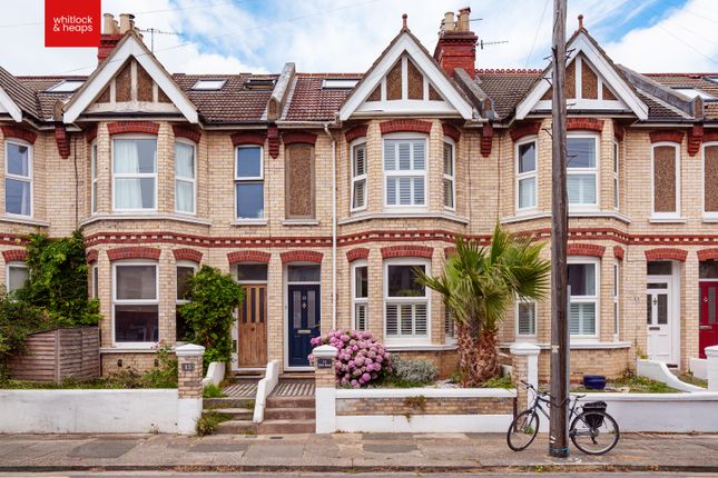 5 bedroom terraced house for sale