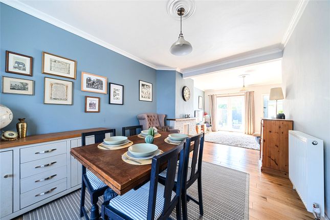 Alexandra Road, Surrey KT15 2 bed end of terrace house for sale