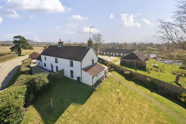 East Road, Tetford, Horncastle, LN9 6QQ 5 bed detached house for sale