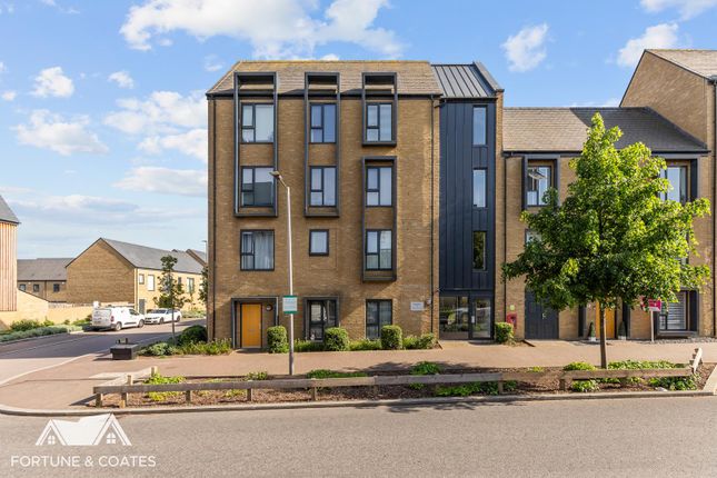 Barnfield Way, Newhall, Harlow 2 bed apartment for sale