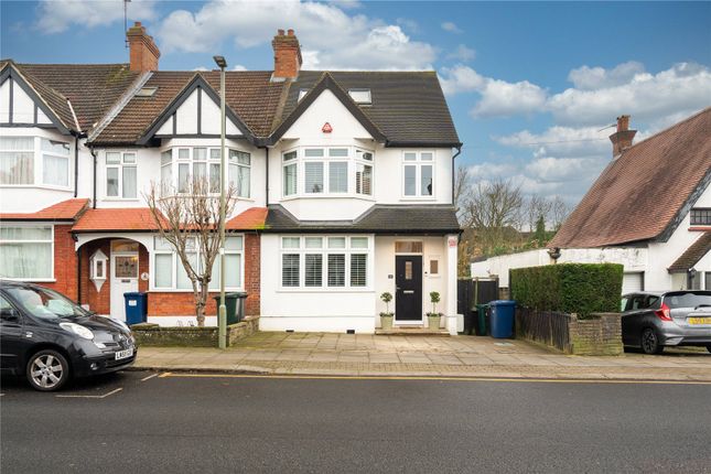Victoria Road, Mill Hill, London, NW7 4 bed semi