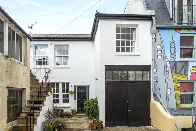 College Place, Brighton BN2 3 bed semi