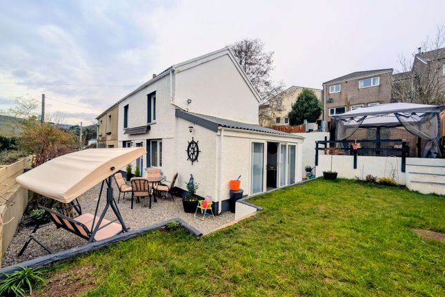 2 bedroom semi-detached house for sale
