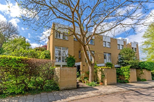 Highsett, Cambridge, CB2 4 bed terraced house for sale