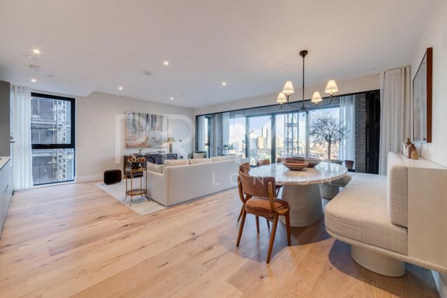 Vauxhall Walk, Albert Embankment, London 2 bed apartment for sale