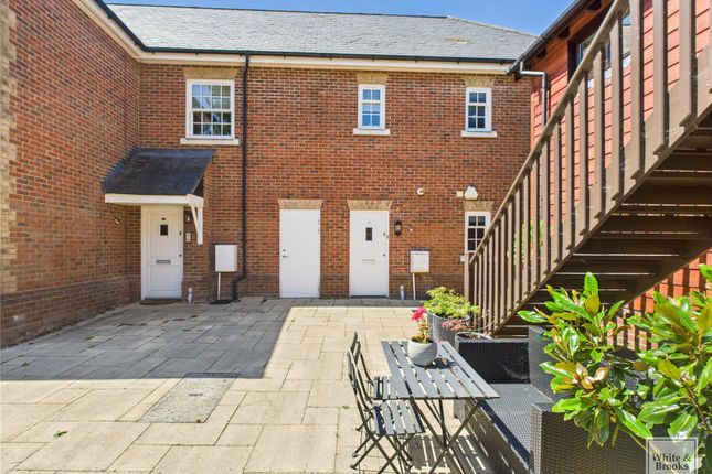 2 bed flat