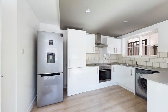 St. Dunstans Street, Rosiers Court, CT2 1 bed flat for sale