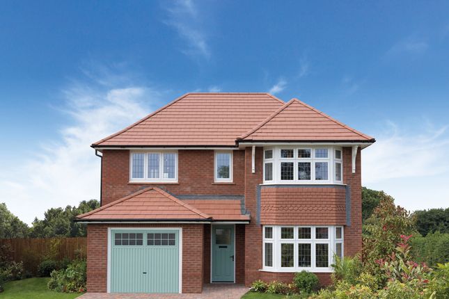 4 bed detached house