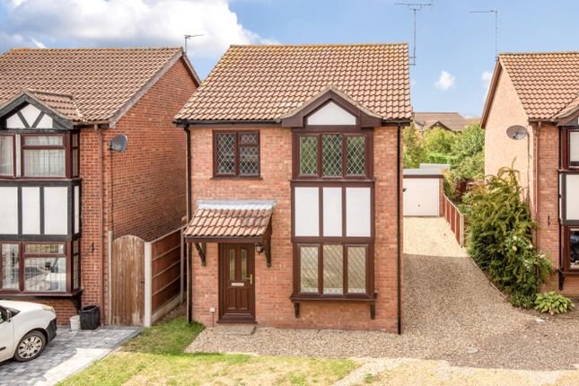Holmes Field, Bassingham, Lincoln... 3 bed detached house for sale