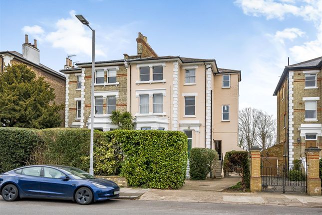 Surbiton Hill Park, Surbiton 1 bed apartment for sale