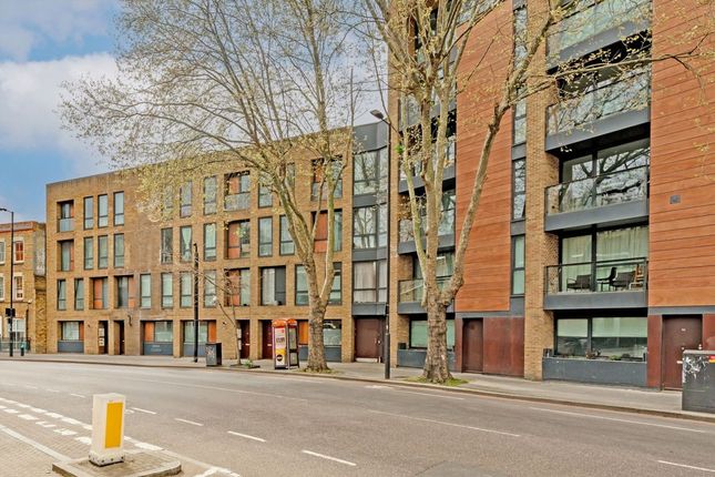 King's Cross Road, London WC1X 1 bed flat for sale