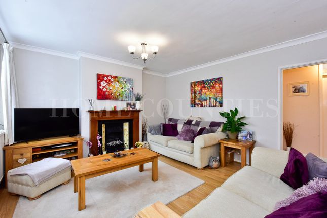 2 bedroom maisonette for sale