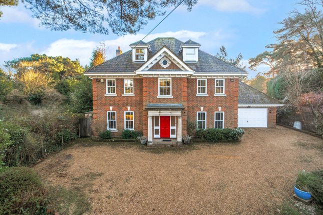 6 bed detached house