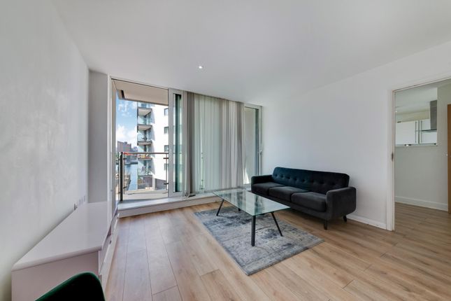 Ebb Court, London, E16 2 bed apartment for sale