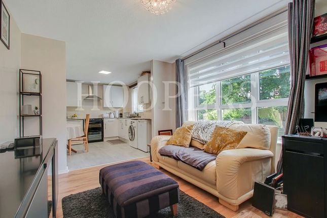 Crispian Close, LONDON, NW10 1 bed ground floor flat for sale