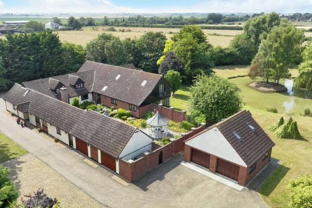 8 bed detached house