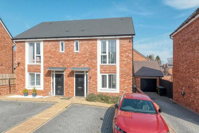 3 bedroom semi-detached house for sale
