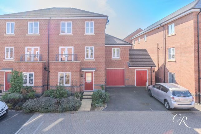 5 bedroom semi-detached house for sale