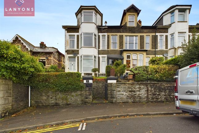 5 bed end terrace house