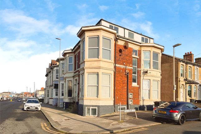 Dickson Road, Blackpool, Lancashire, FY1 2 bed apartment for sale