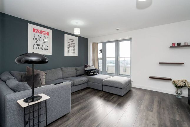 Wilmington Close, Watford, WD18 2 bed flat for sale