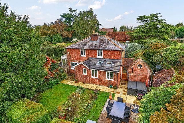 The Drive, Lower Eashing, Godalming, GU7 3 bed detached house for sale