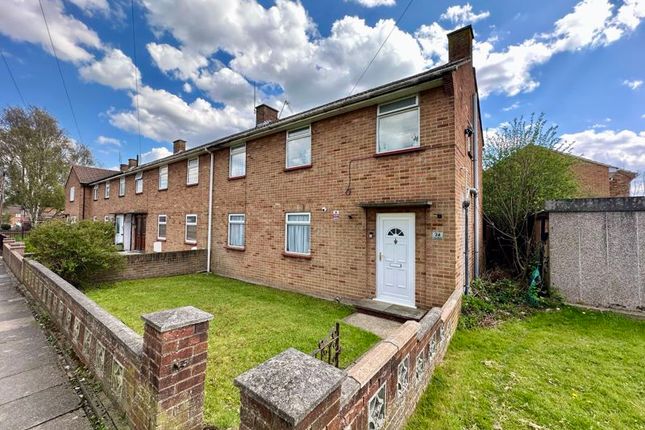 Meadfield, Edgware 3 bed end of terrace house for sale