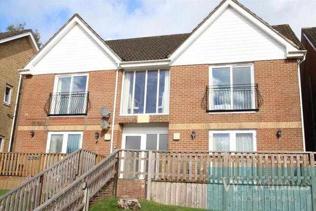 Creek Gardens, Wootton Bridge, Ryde 3 bed flat for sale