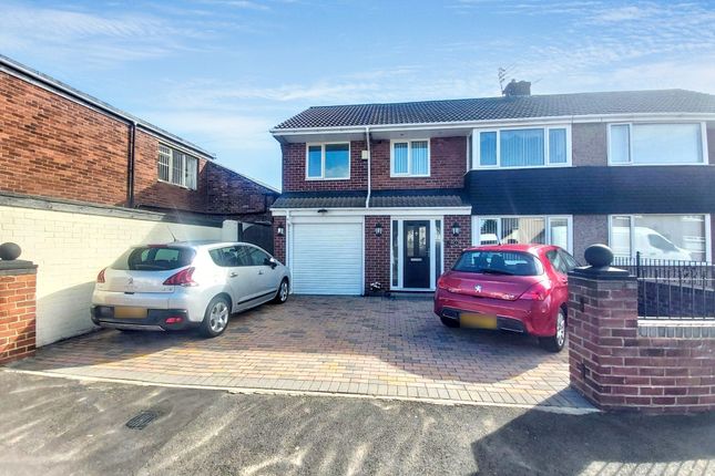 East Drive, Blyth, Northumberland... 5 bed semi