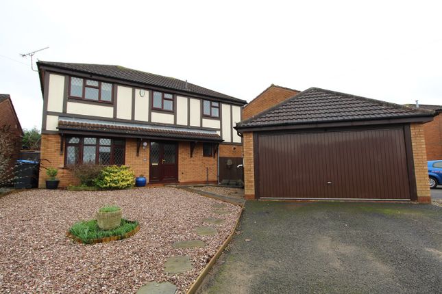 4 bed detached house