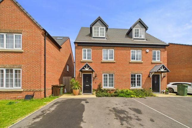 3 bedroom semi-detached house for sale