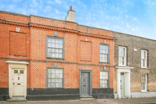 3 bedroom terraced house for sale