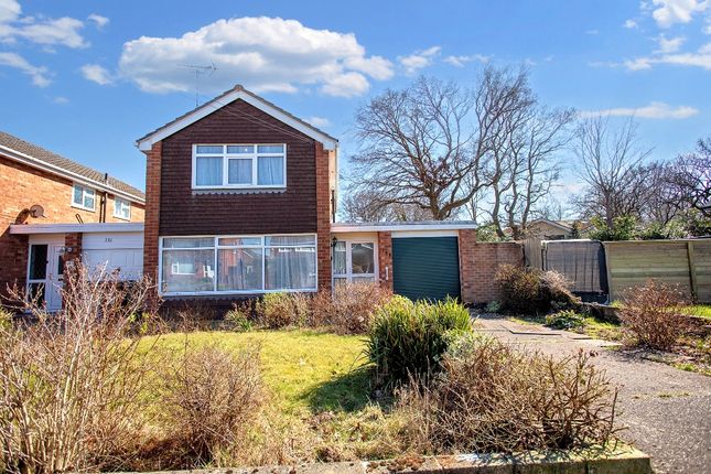 3 bedroom link detached house for sale