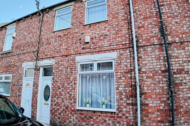 Queen Street, Birtley DH3 3 bed terraced house for sale