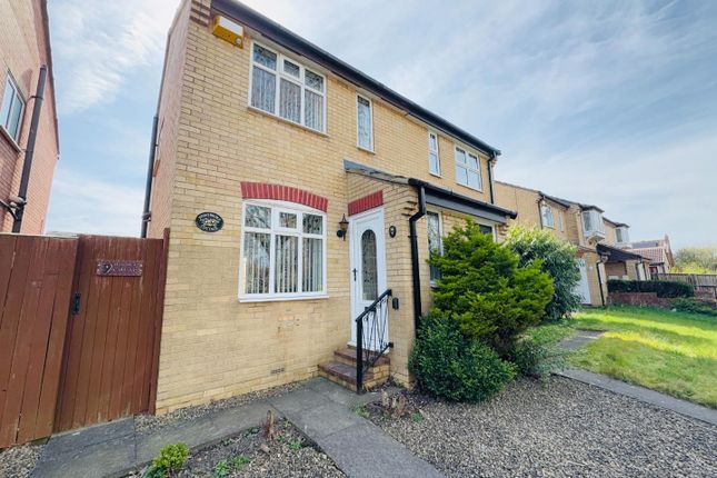 2 bedroom semi-detached house for sale