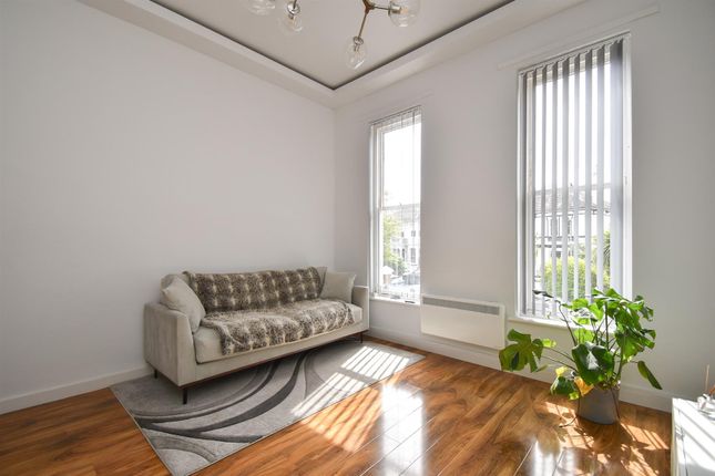 2 bed flat