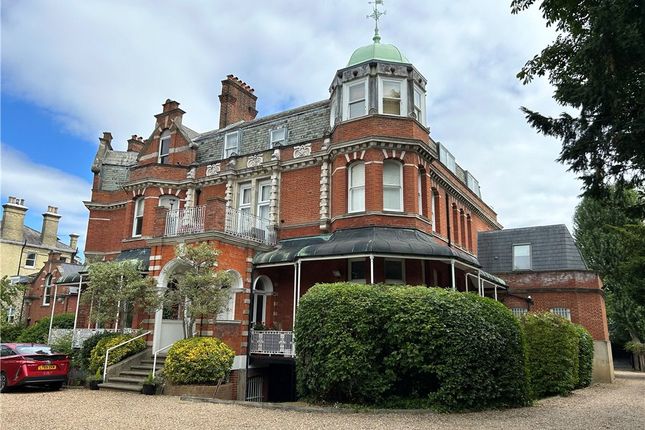 Lyle Park, 57 Putney Hill, SW15 2 bed flat for sale