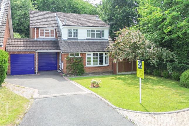 4 bed detached house