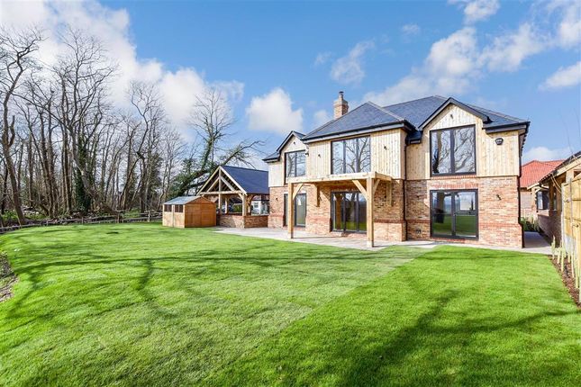 4 bed detached house