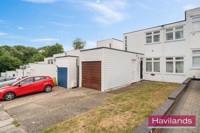 Gatward Close, London 2 bed end of terrace house for sale