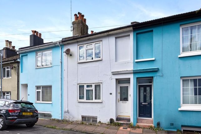 4 bedroom terraced house for sale