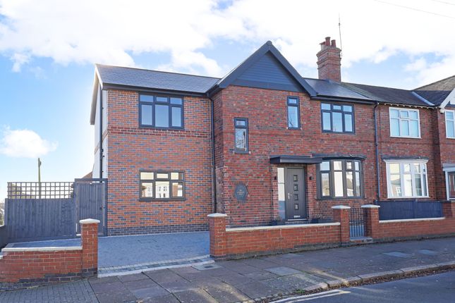 4 bedroom semi-detached house for sale