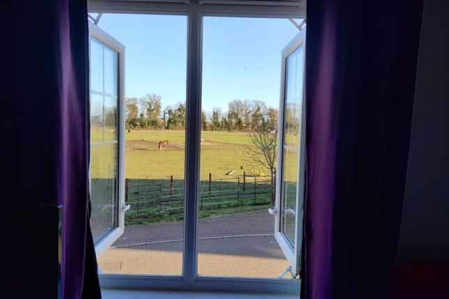 North Lodge Park, Milton, Cambridge... 3 bed semi