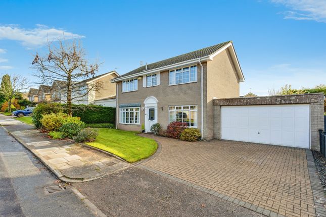 4 bed detached house