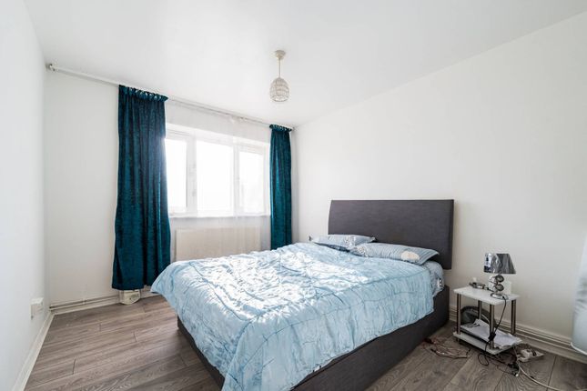 Canning Town, E16, Canning Town... 1 bed flat for sale